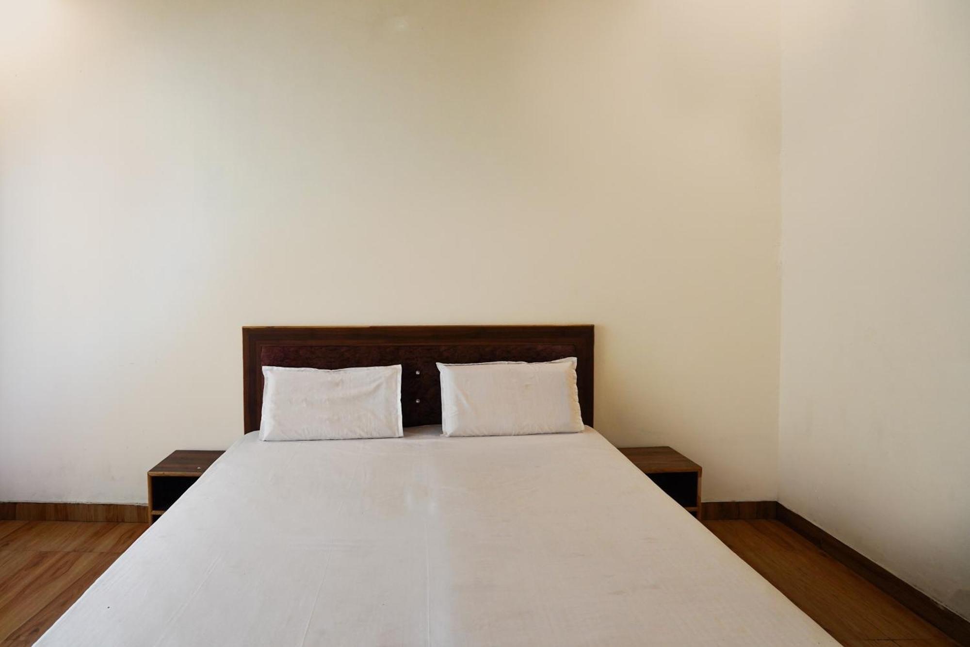 Hotel O R G Farm House Meerut Exterior foto