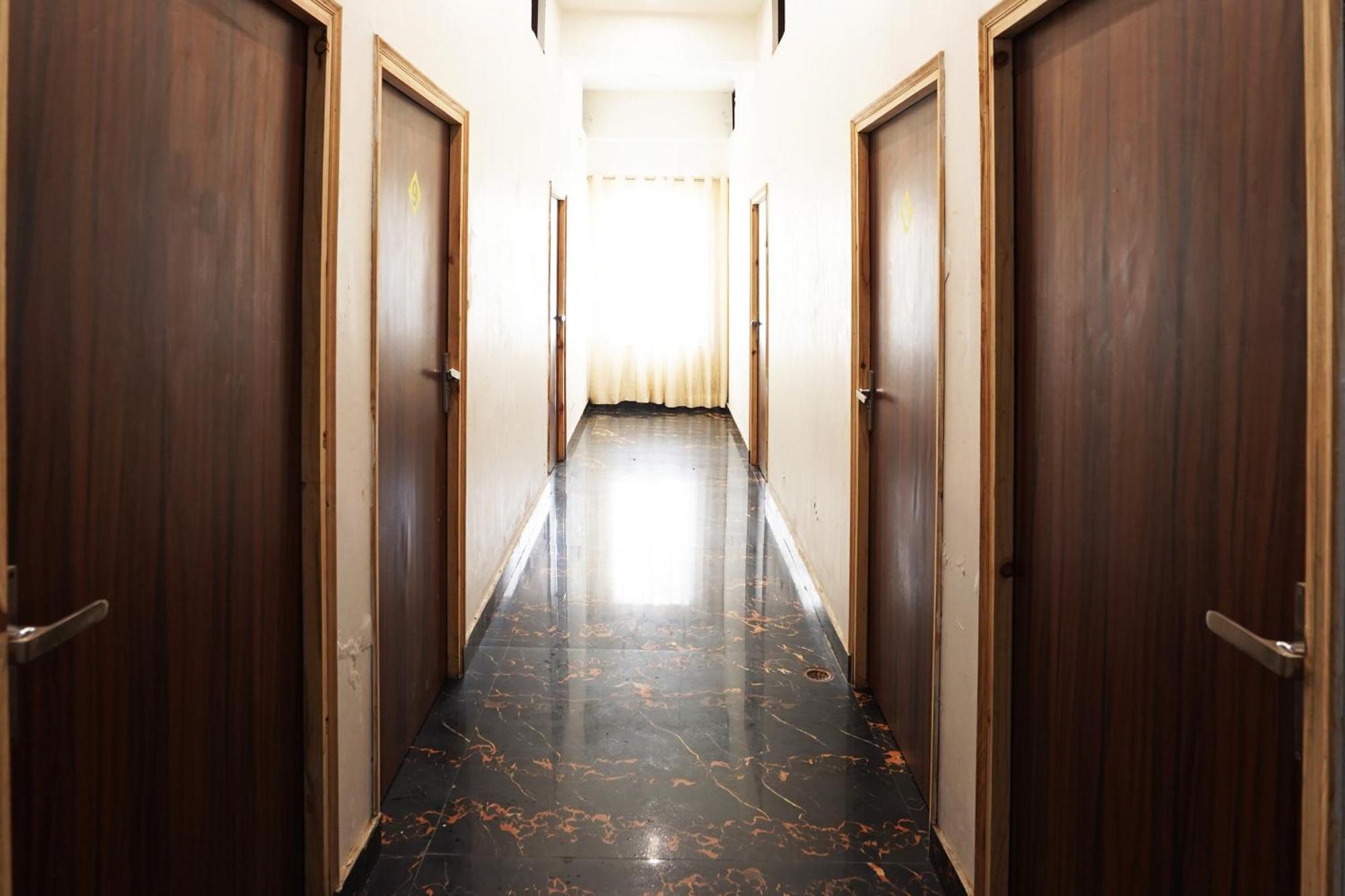 Hotel O R G Farm House Meerut Exterior foto